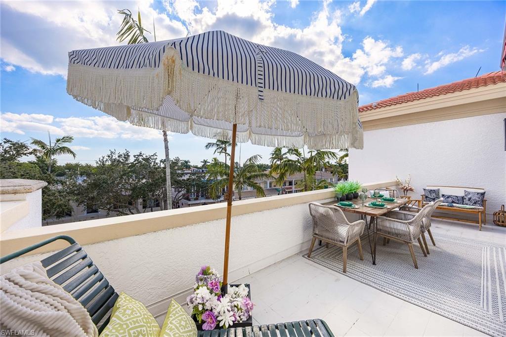 OLDE NAPLES - Residential