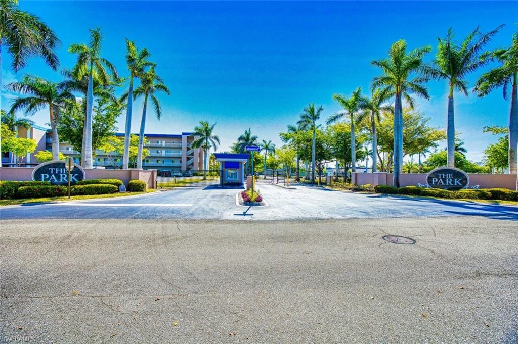 THE PARK AT LAKEWOOD - Residential