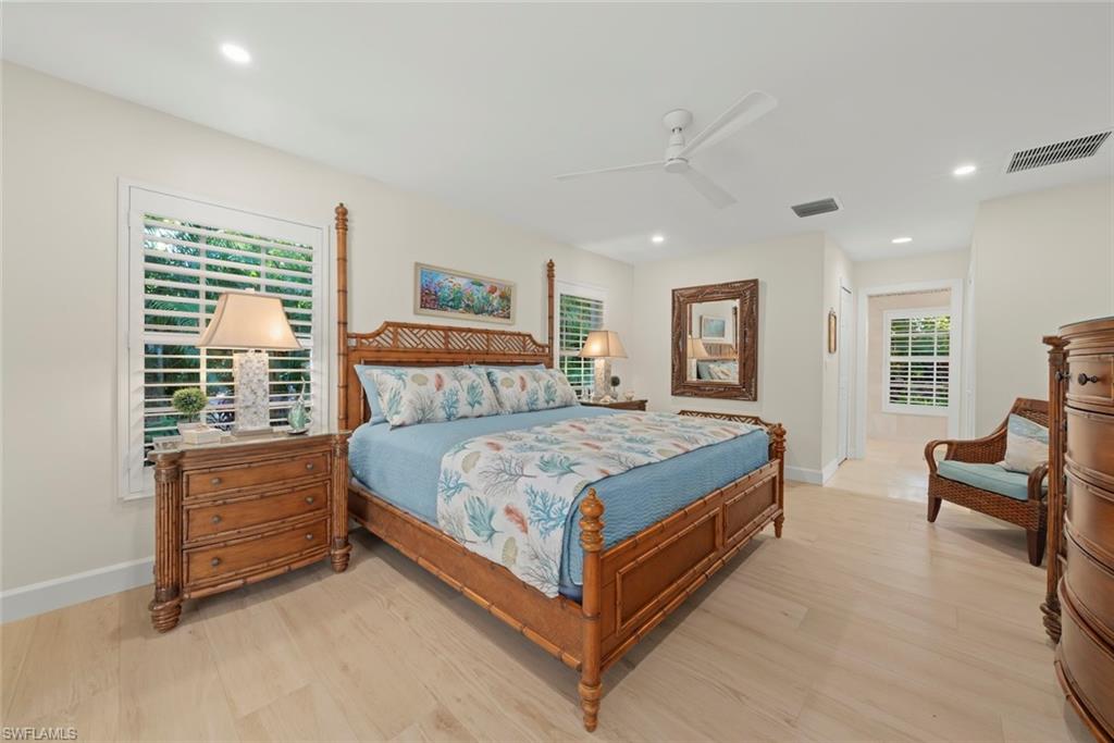 SANIBEL BAYOUS - Residential