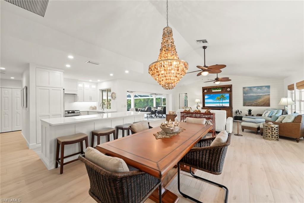 SANIBEL BAYOUS - Residential