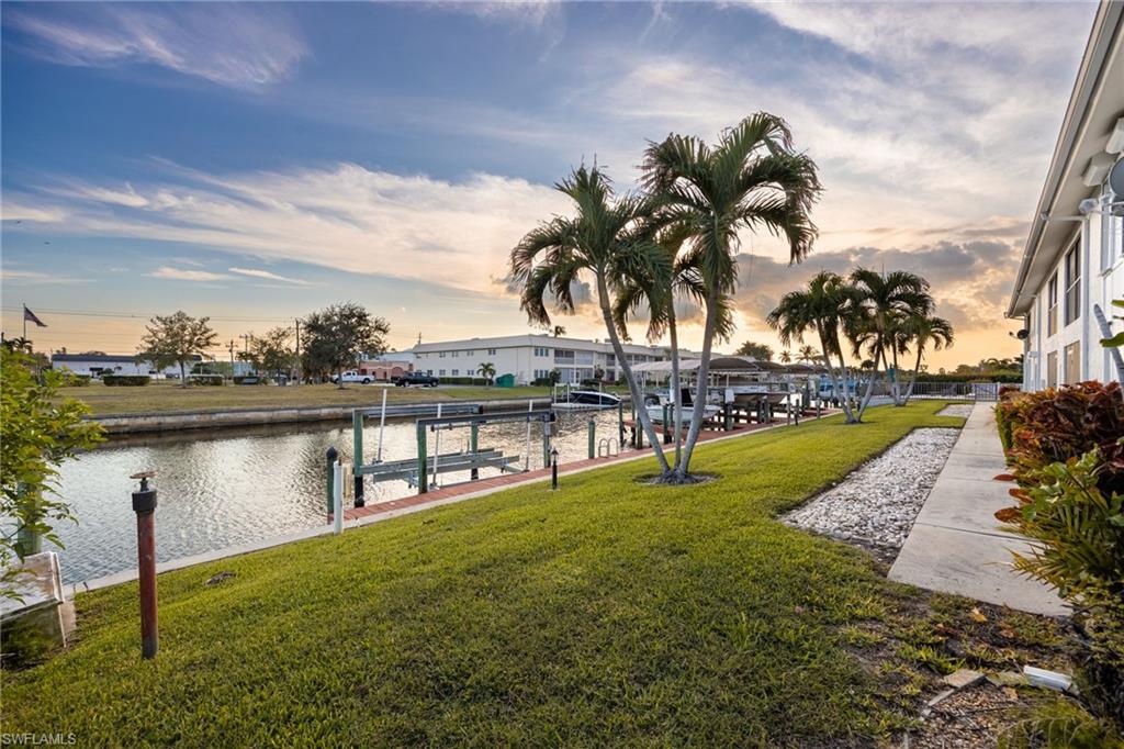 CAPTAINS HARBOR CONDO - Residential