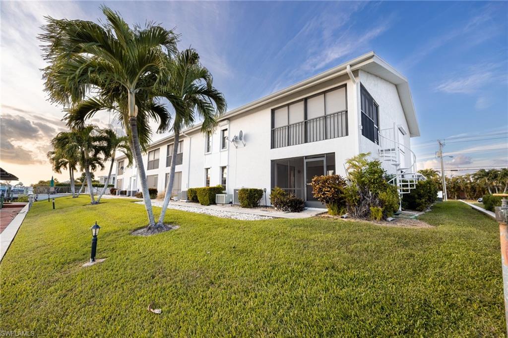 CAPTAINS HARBOR CONDO - Residential