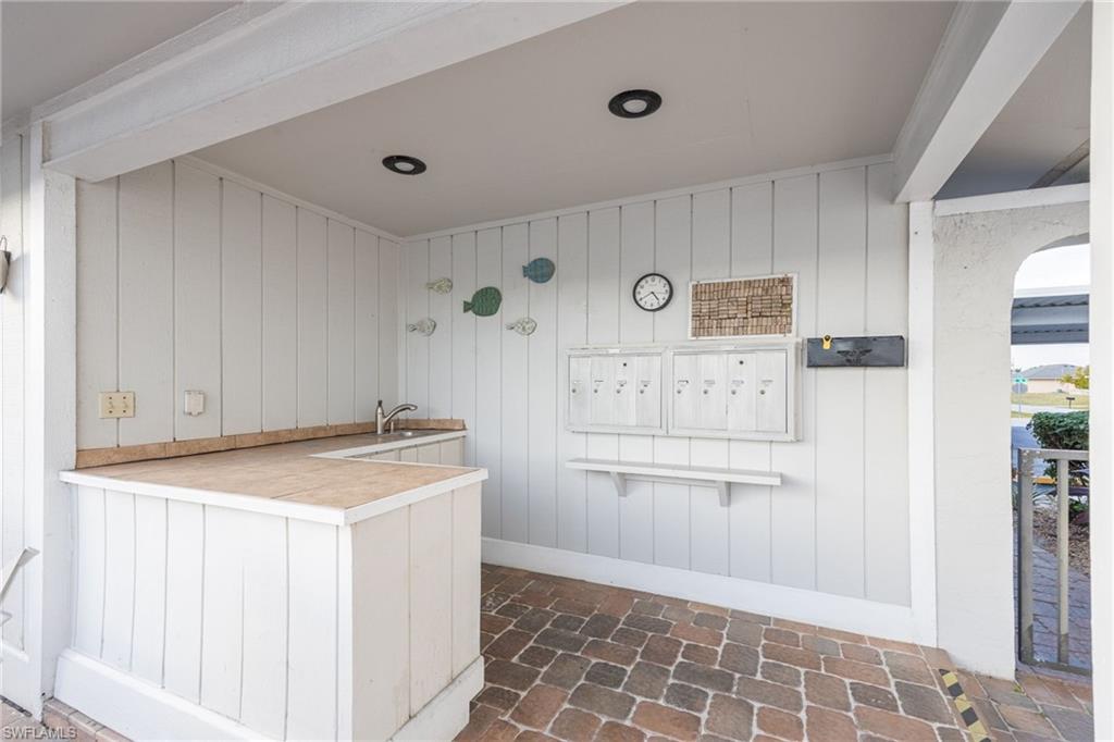 CAPTAINS HARBOR CONDO - Residential