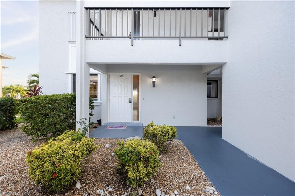 CAPTAINS HARBOR CONDO - Residential