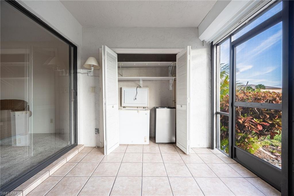 CAPTAINS HARBOR CONDO - Residential