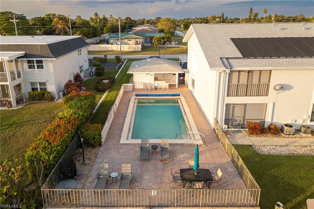 CAPTAINS HARBOR CONDO - Residential
