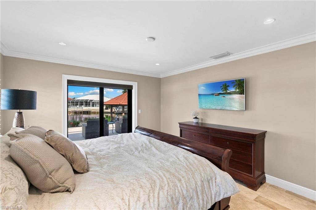 MARCO BEACH - Residential