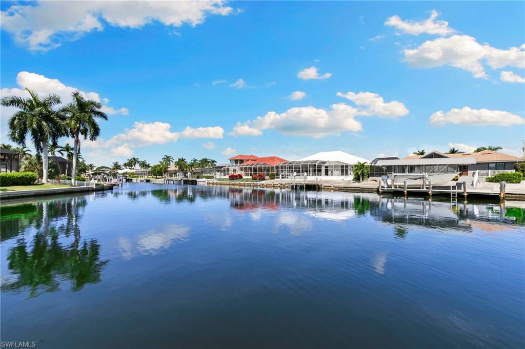 MARCO BEACH - Residential