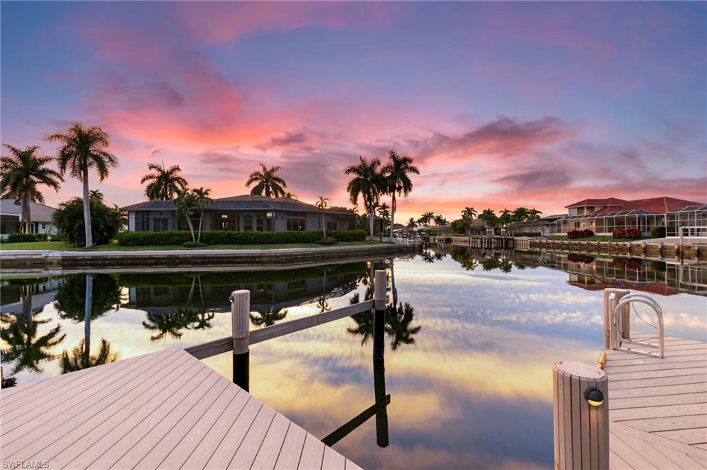 MARCO BEACH - Residential