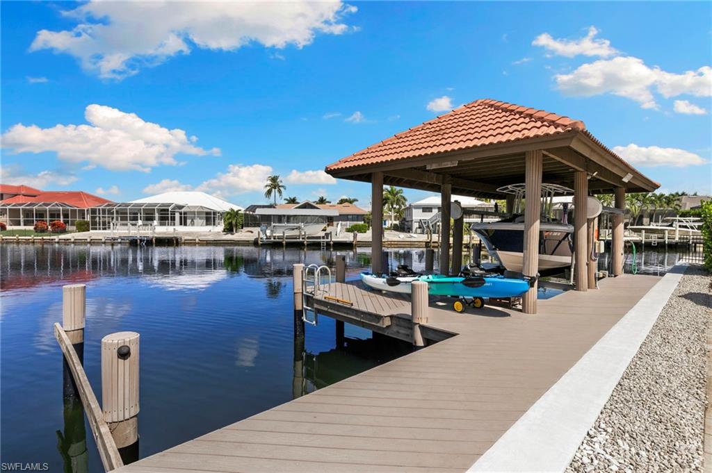 MARCO BEACH - Residential