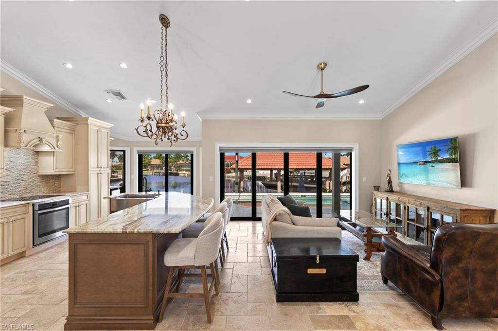 MARCO BEACH - Residential