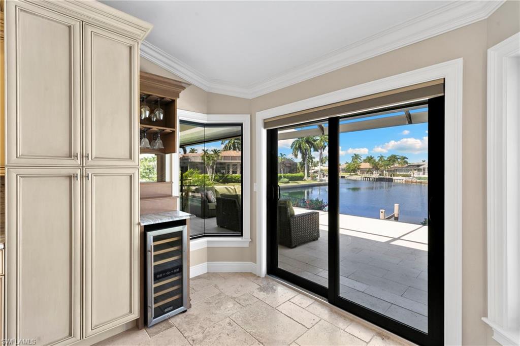 MARCO BEACH - Residential