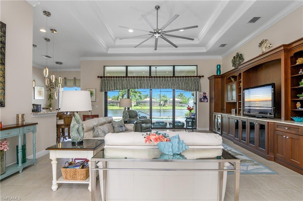 BONITA LAKES - Residential