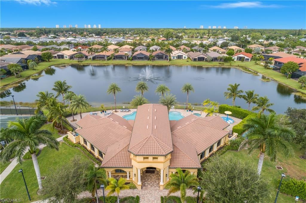 BONITA LAKES - Residential