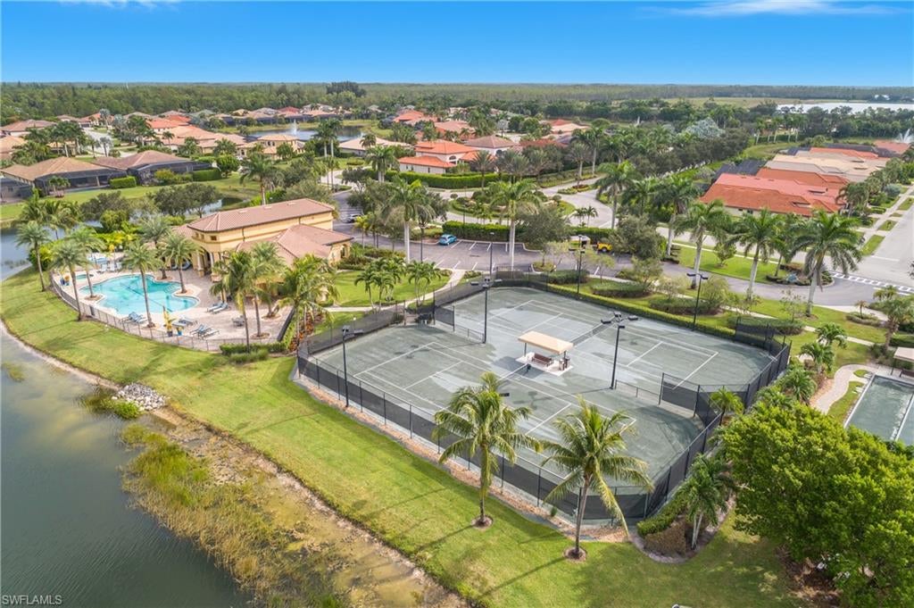 BONITA LAKES - Residential