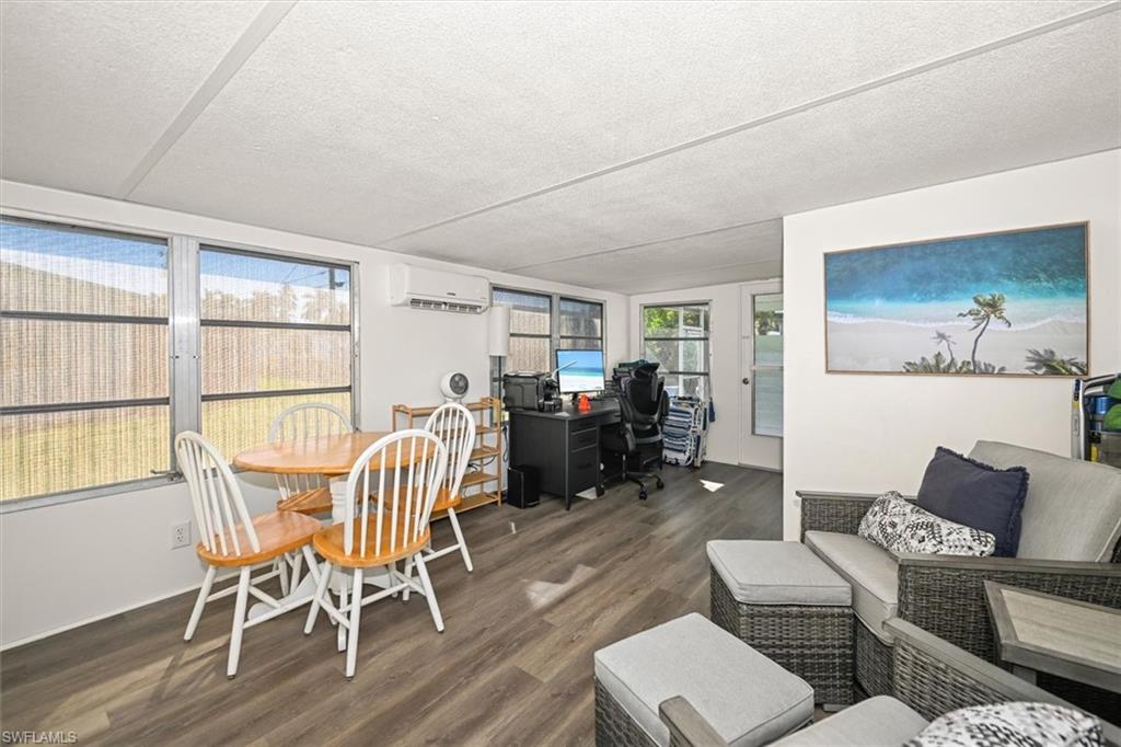 IONA GARDENS - Residential