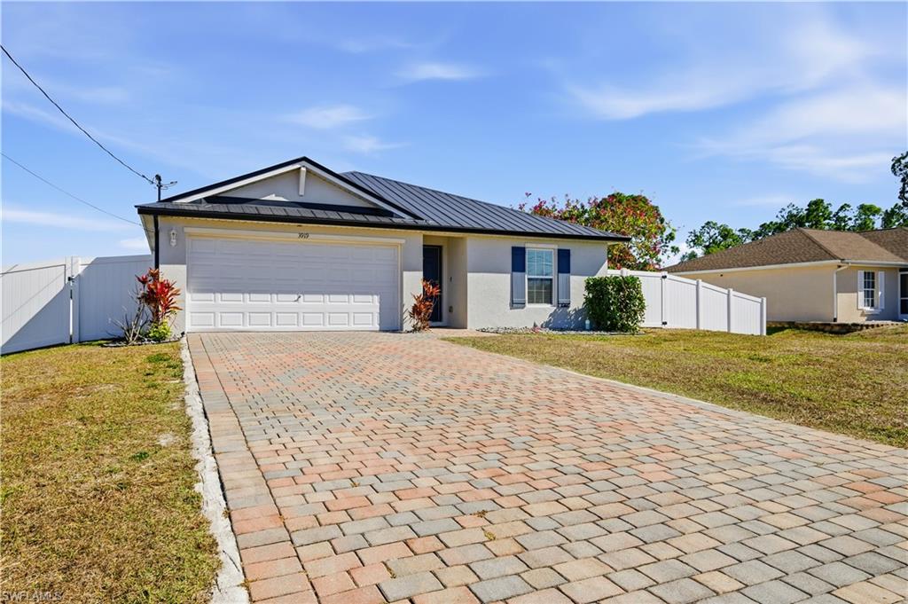 GATOR CIRCLE - Residential