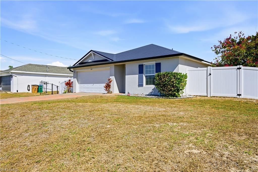 GATOR CIRCLE - Residential