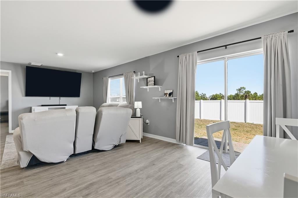 GATOR CIRCLE - Residential