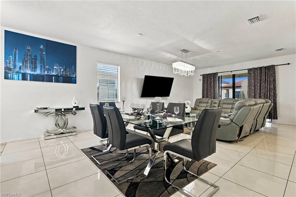 MAPLE RIDGE - Residential