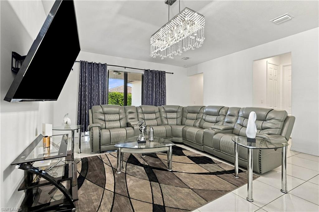 MAPLE RIDGE - Residential