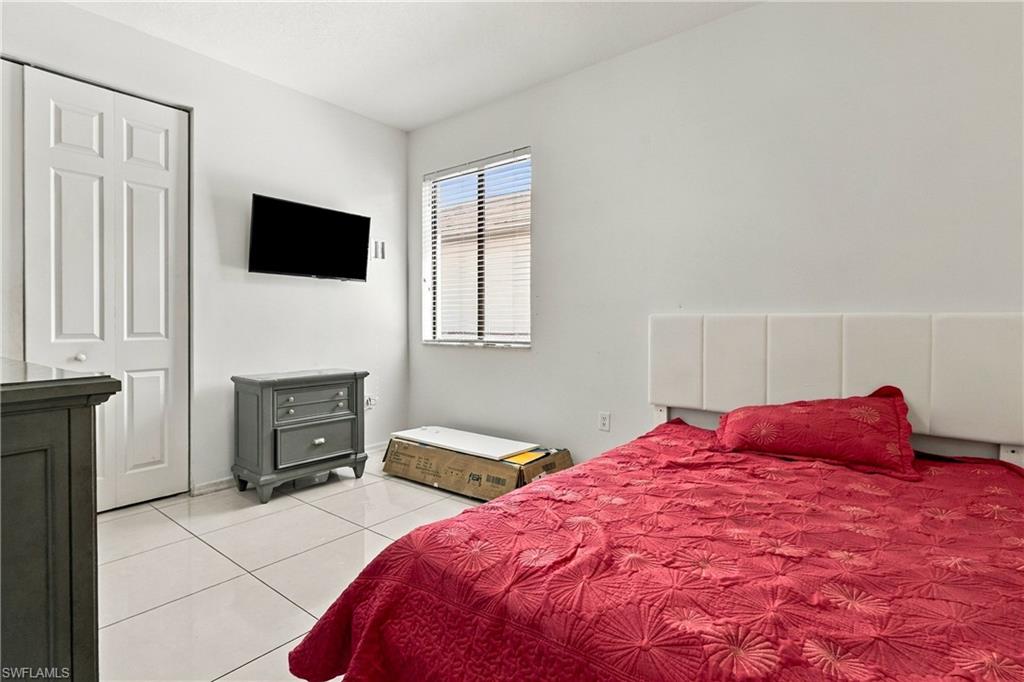 MAPLE RIDGE - Residential