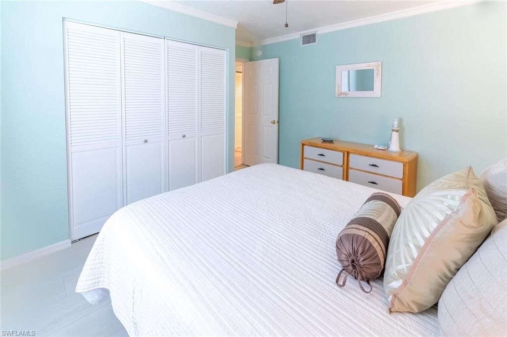 WIGGINS LAKES AND PRESERVES - Residential Lease