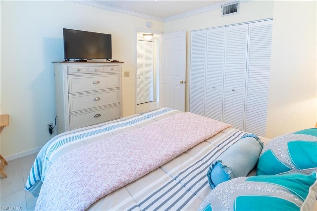 WIGGINS LAKES AND PRESERVES - Residential Lease