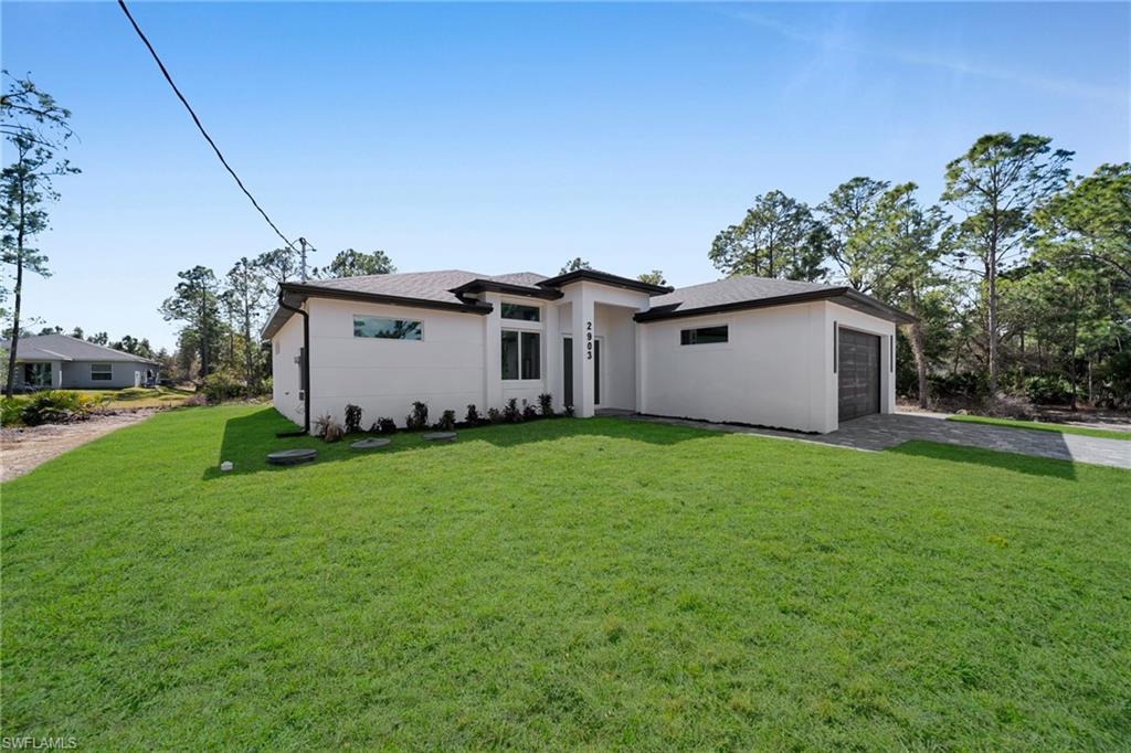 LEHIGH ACRES - Residential