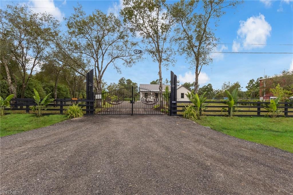MONTURA RANCH ESTATES - Residential