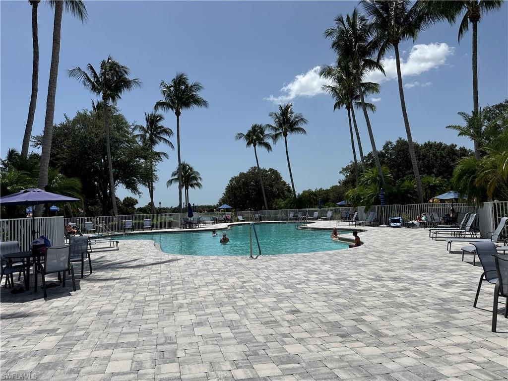 VILLAGE WALK - Residential Lease