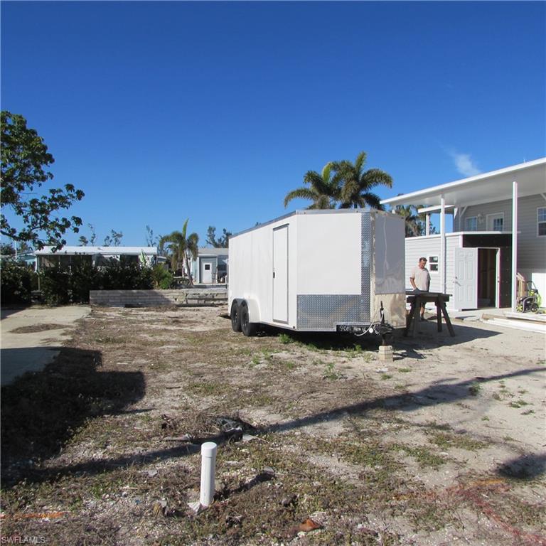 PINE ISLAND COVE - Land
