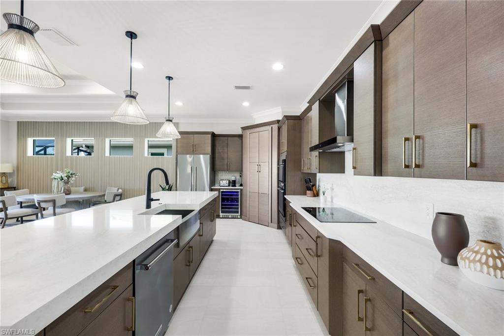 ISLES OF COLLIER PRESERVE - Residential
