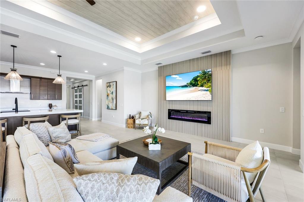 ISLES OF COLLIER PRESERVE - Residential