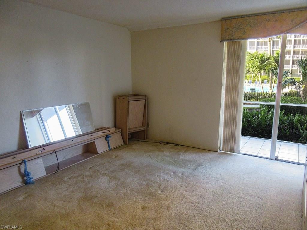 CRECIENTE CONDO SOUTH - Residential
