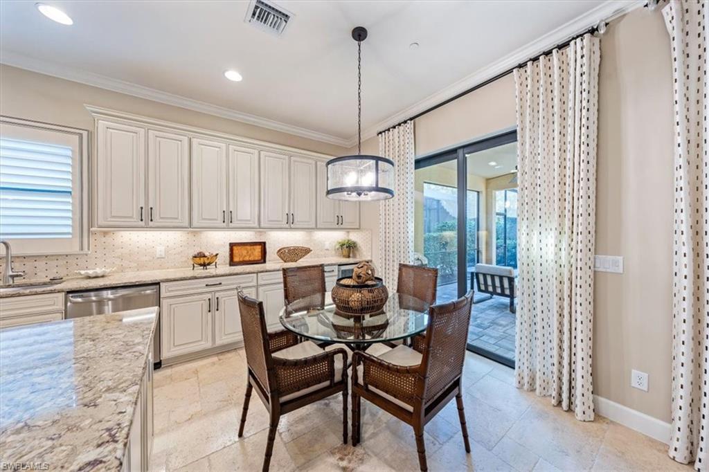 PEBBLE POINTE - Residential