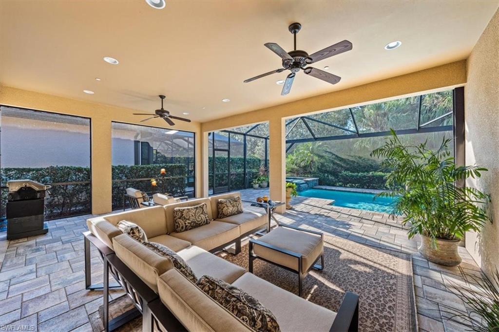 PEBBLE POINTE - Residential