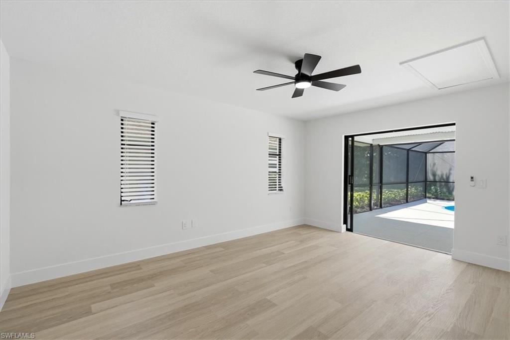 COUNTRY OAKS - Residential