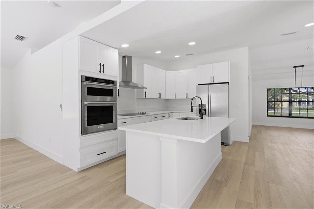 COUNTRY OAKS - Residential