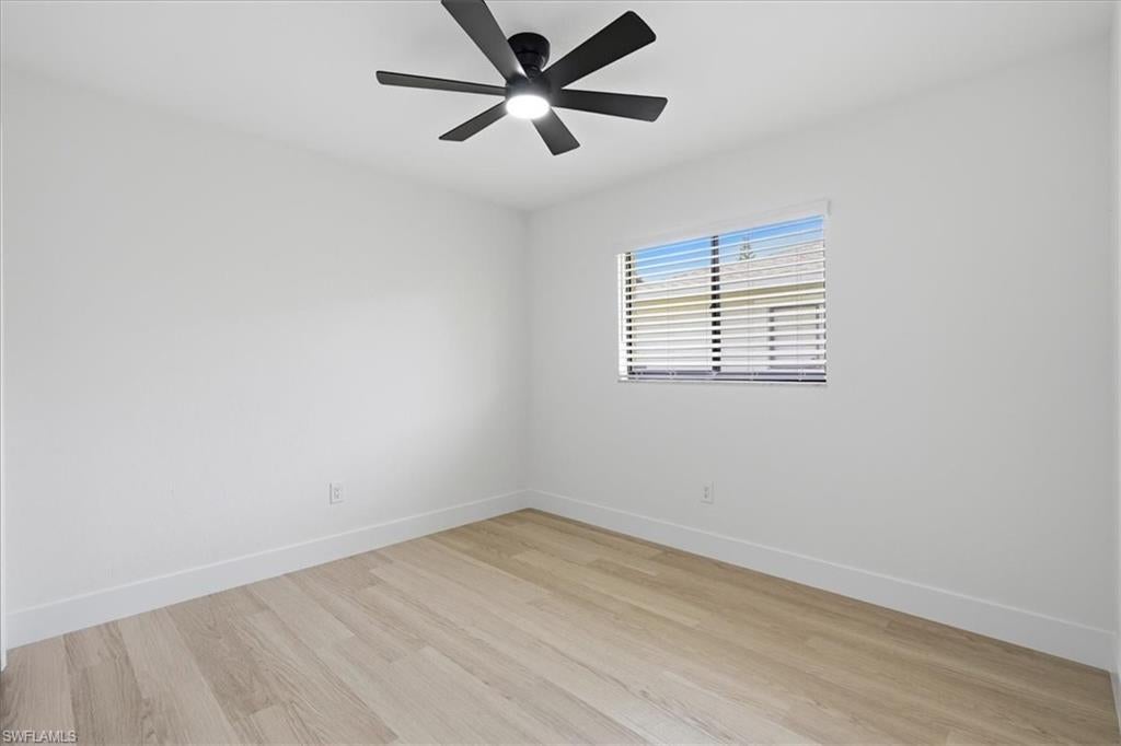 COUNTRY OAKS - Residential