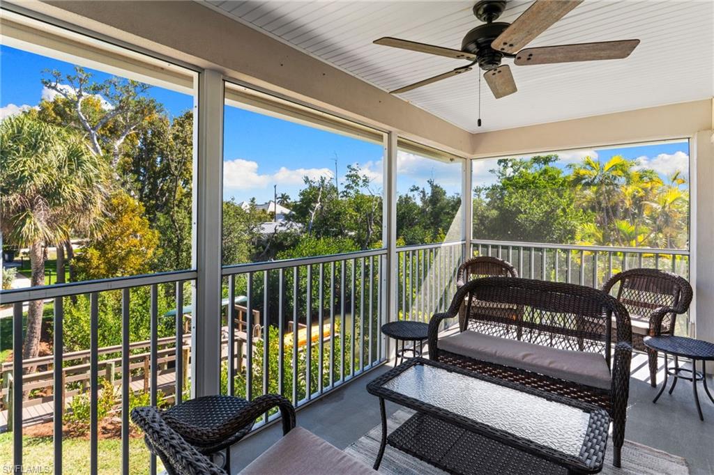 CAPTAINS WALK - Residential
