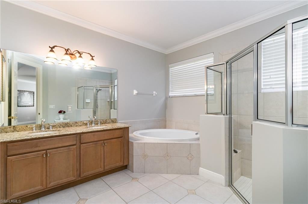 BELLE LAGO - Residential