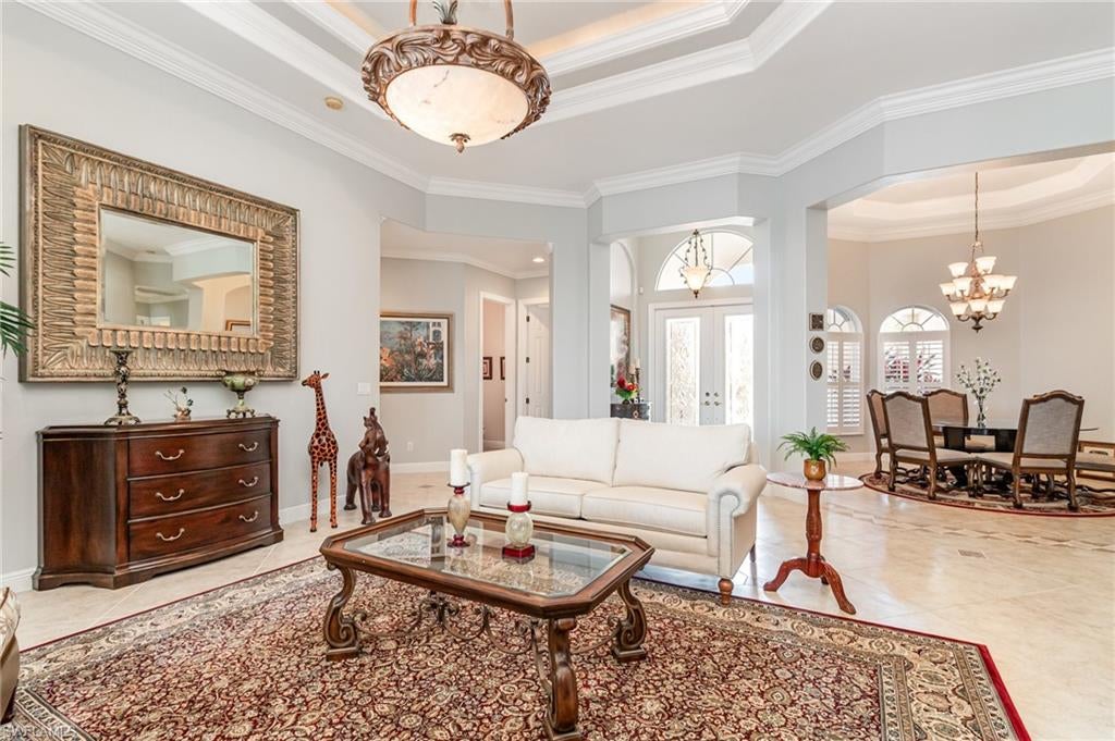 BELLE LAGO - Residential