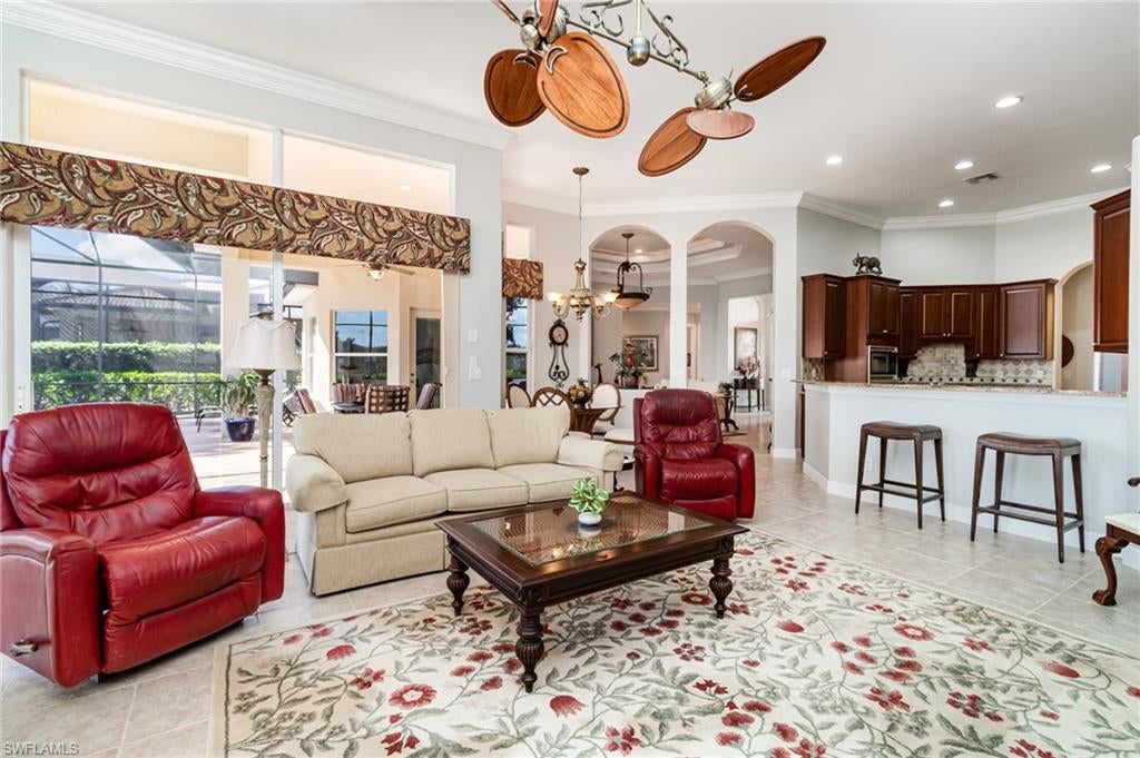 BELLE LAGO - Residential