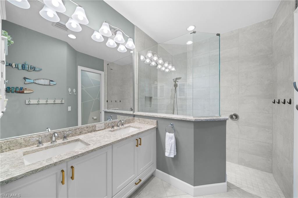 ISLES OF COLLIER PRESERVE - Residential