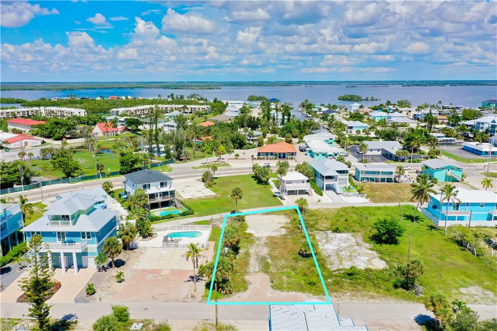 ESTERO PARK - Land