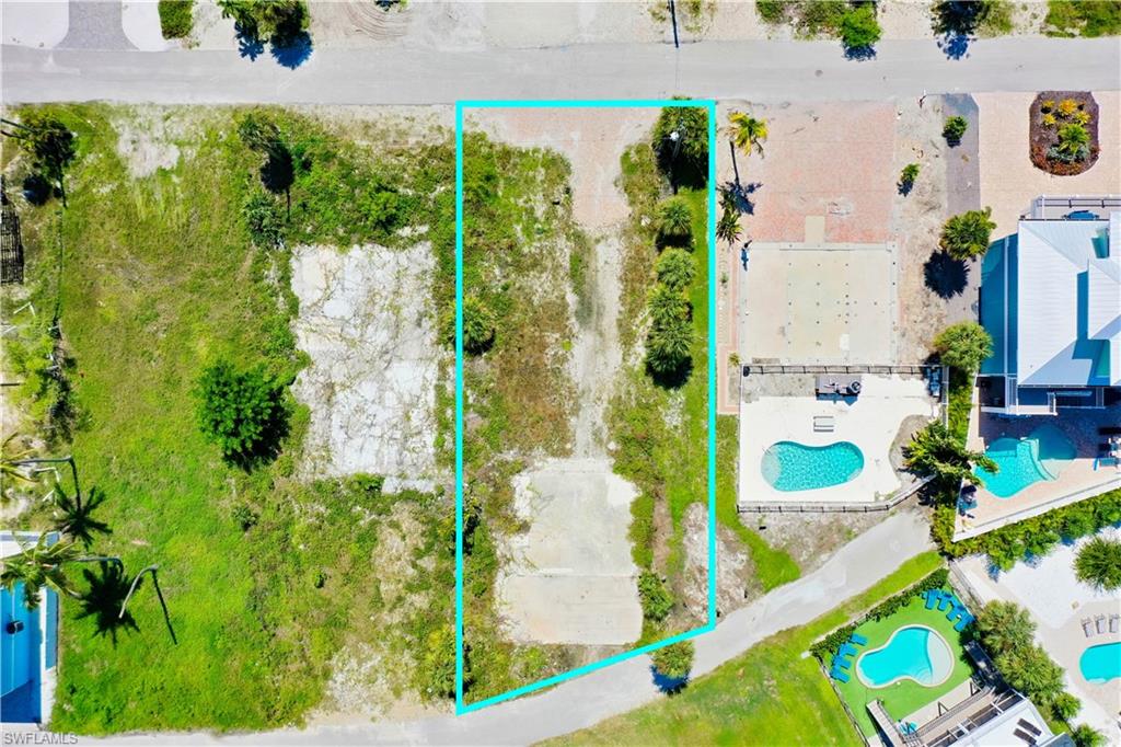 ESTERO PARK - Land
