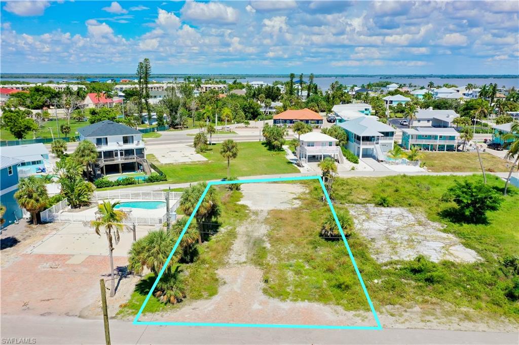 ESTERO PARK - Land