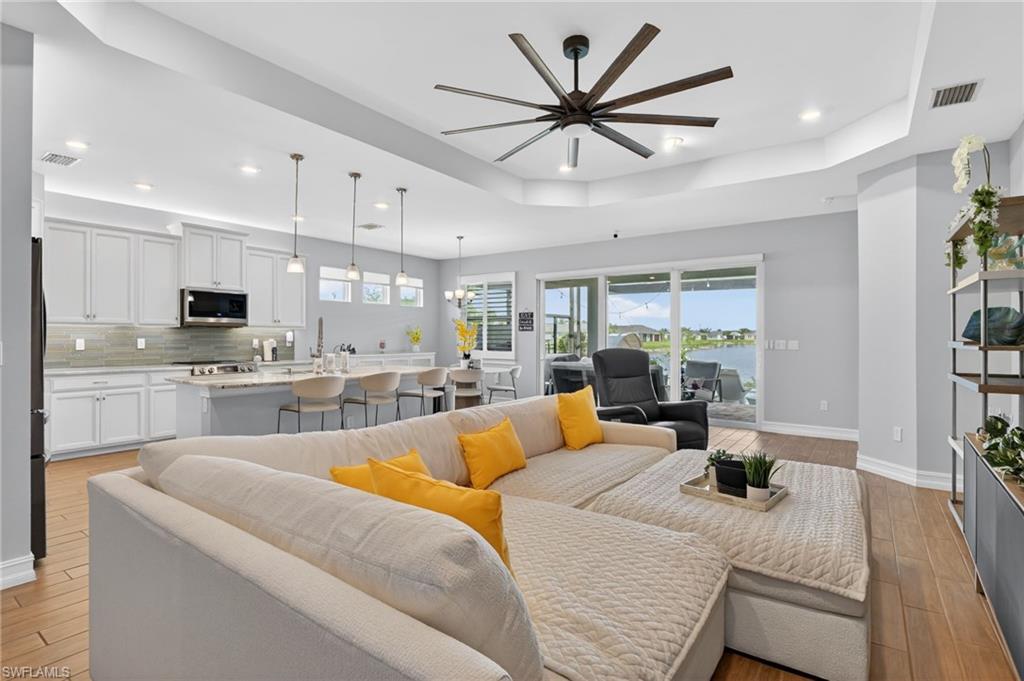 BRIGHTWATER - Residential