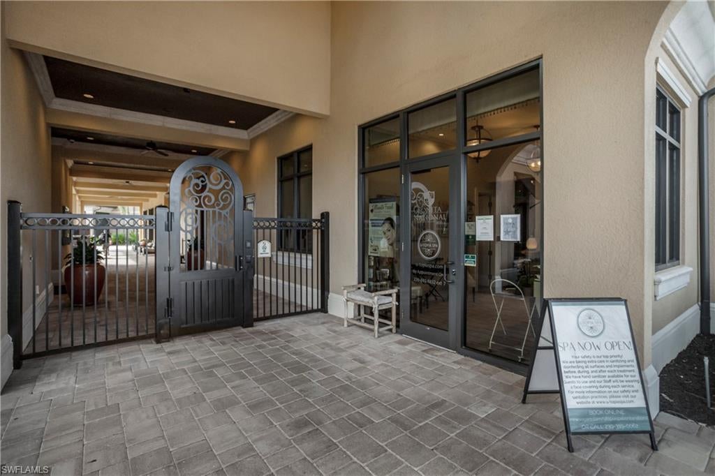 BONITA NATIONAL GOLF AND COUNTRY CLUB - Residential